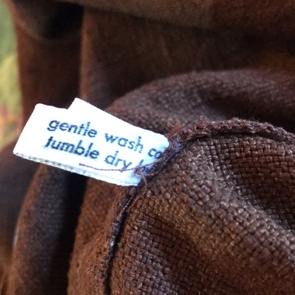 Su•Zen brown silk top - Picture 6 of 7